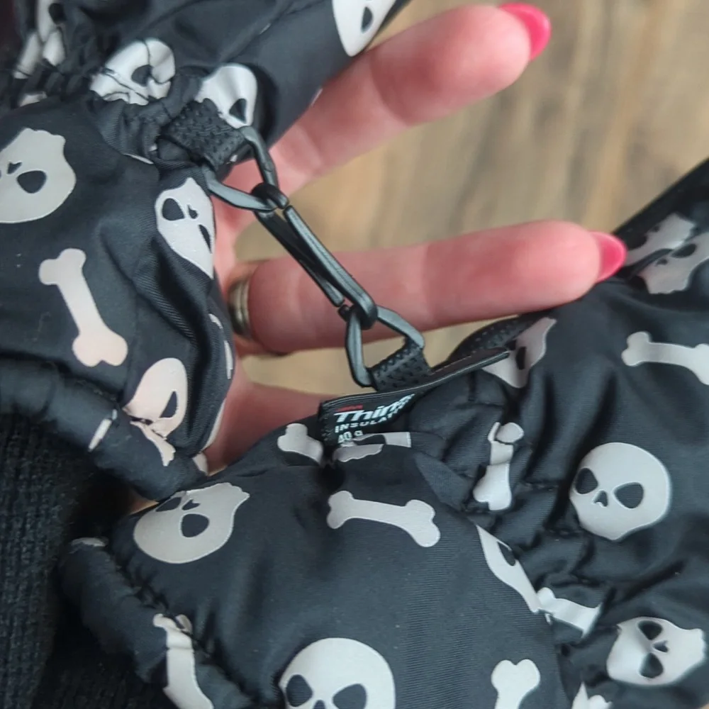 Andorra Kids Skull Print Mittens - Black and White. Waterproof Mittens